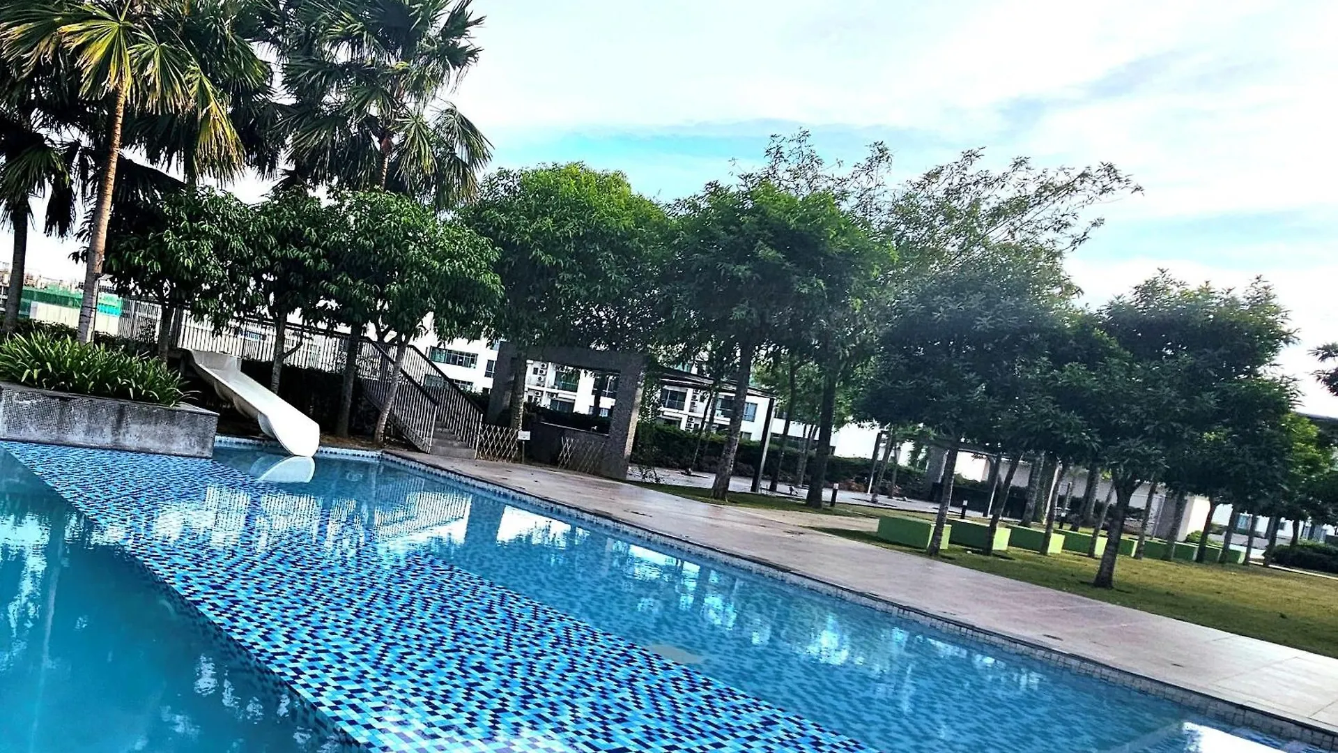 アパート The Loft D Residence, Imago Kk - 4 Bedrooms, 10Pax コタキナバル